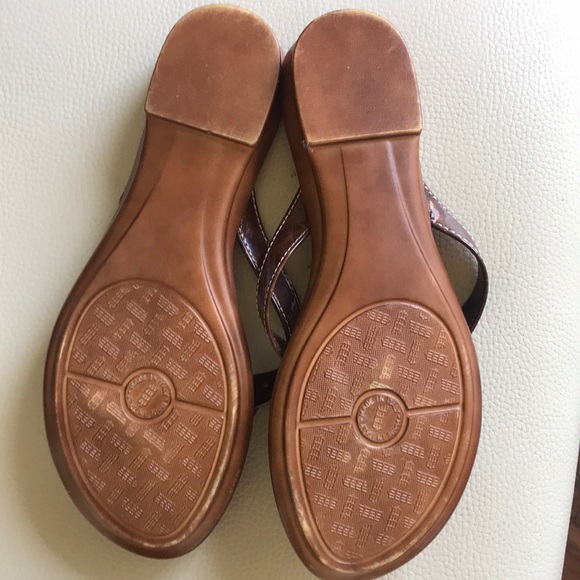 Sandal - Picture 4 of 5